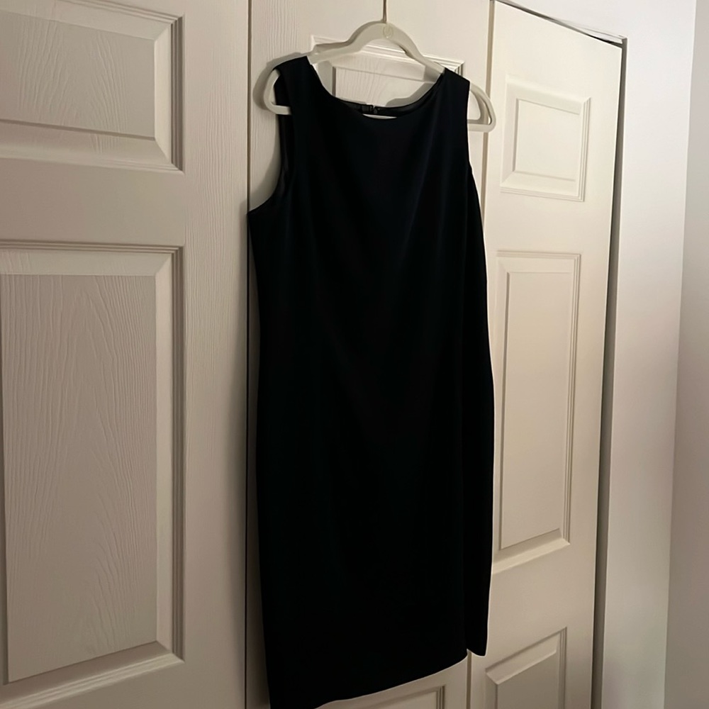 Vintage Evelyn and Arthur black, size 14, sleeveless dress. Sheath style.